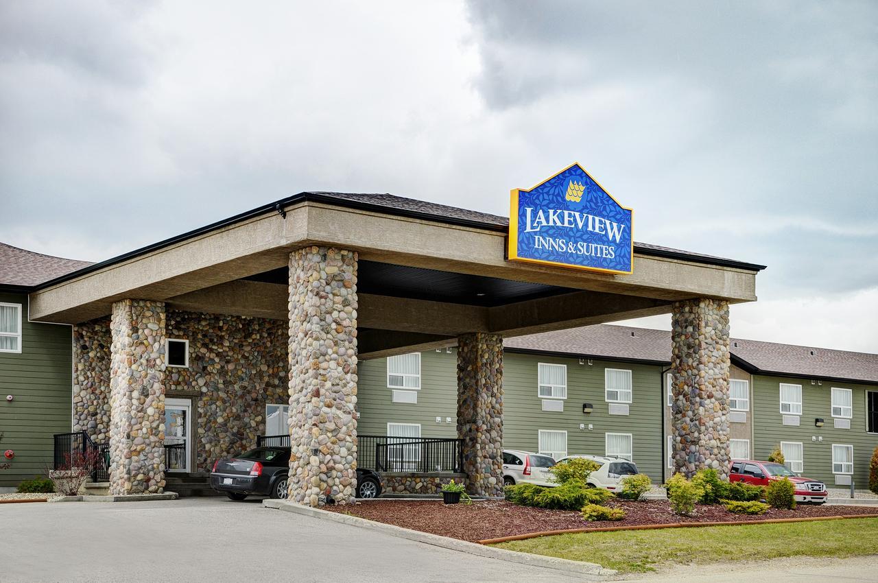 Lakeview Inns & Suites - Edson Airport West Экстерьер фото